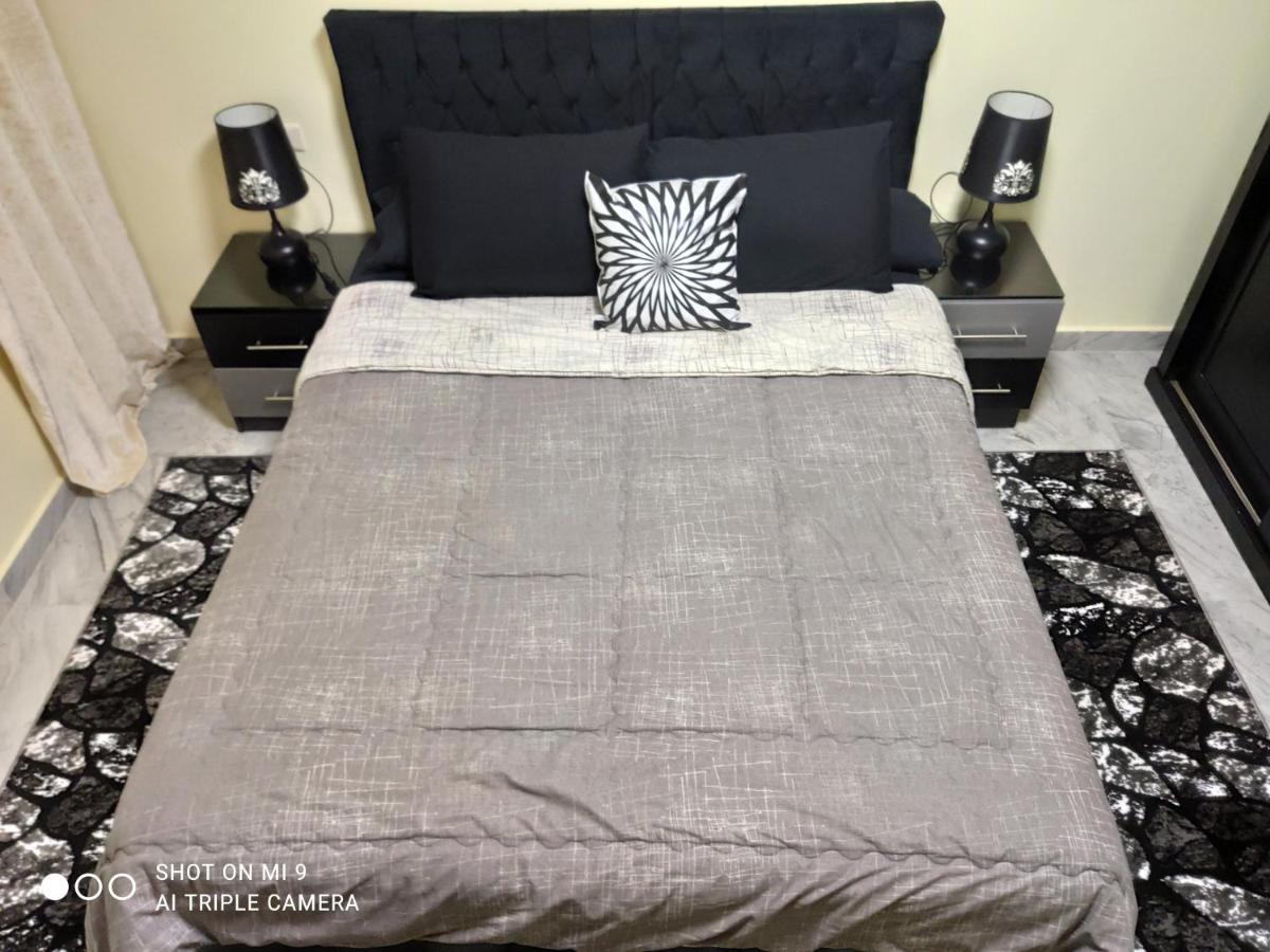 Hi Pyramids Apartment Кайро Екстериор снимка