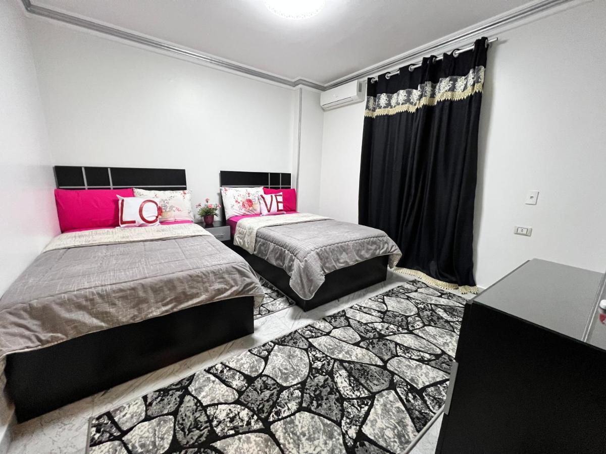 Hi Pyramids Apartment Кайро Екстериор снимка
