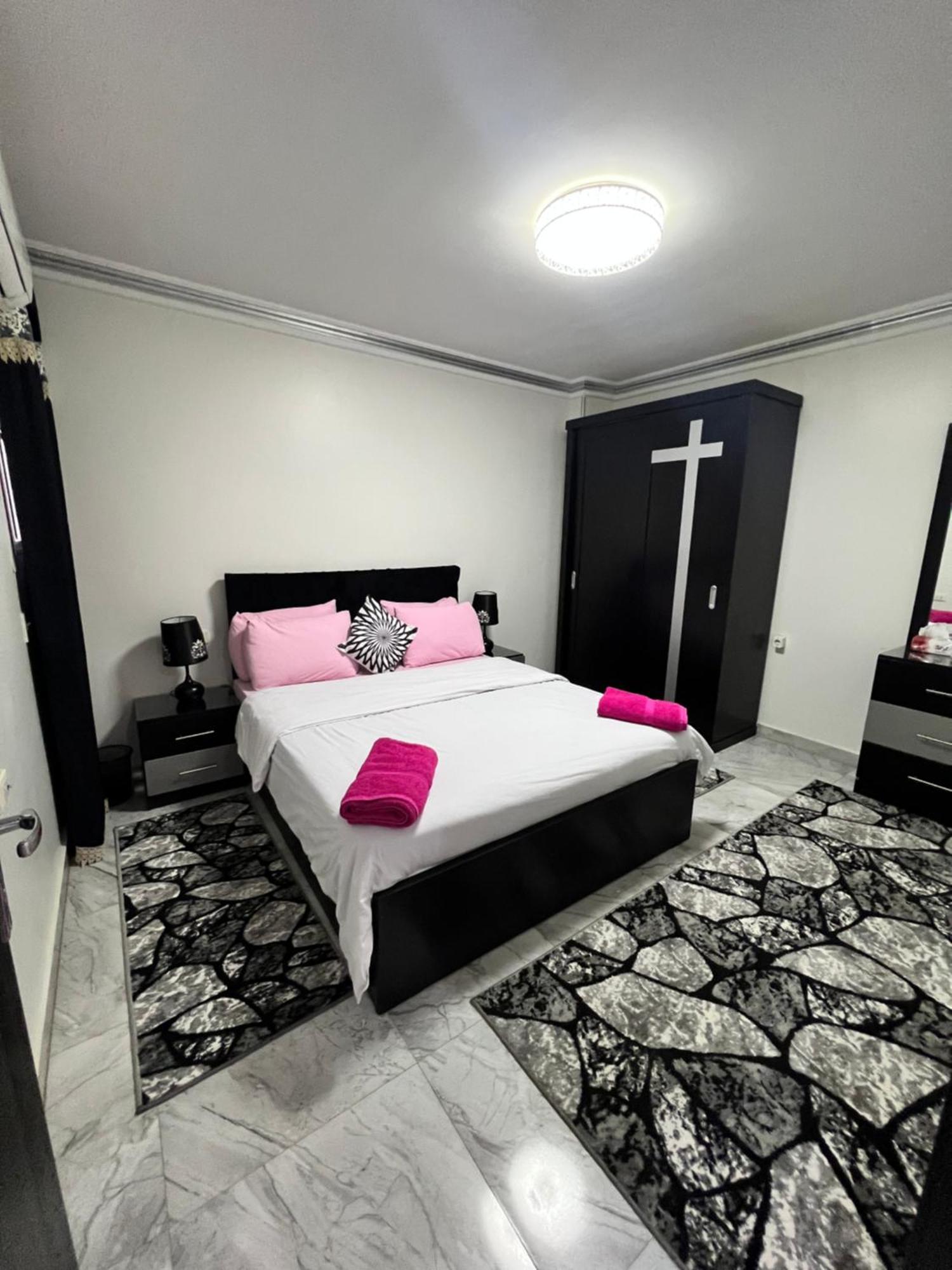 Hi Pyramids Apartment Кайро Екстериор снимка